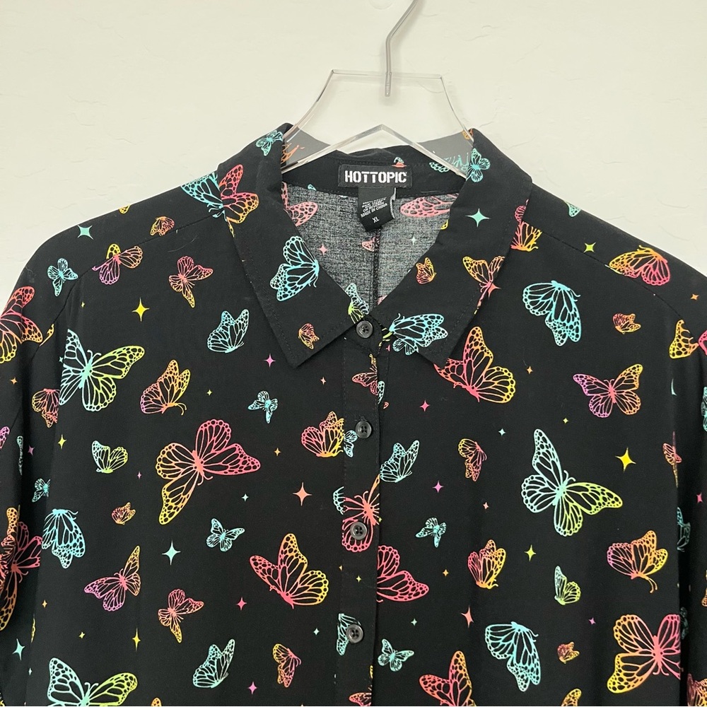 Hot Topic Butterfly Print Button-Up Shirt Black XL - Picture 5 of 10